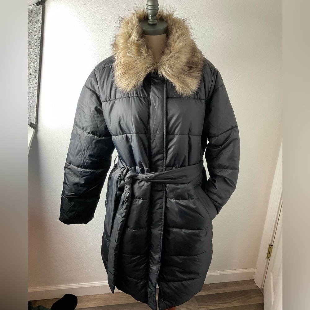 Ann Tayloror New Black Puffer Coat. Sz M - Picture 1 of 6